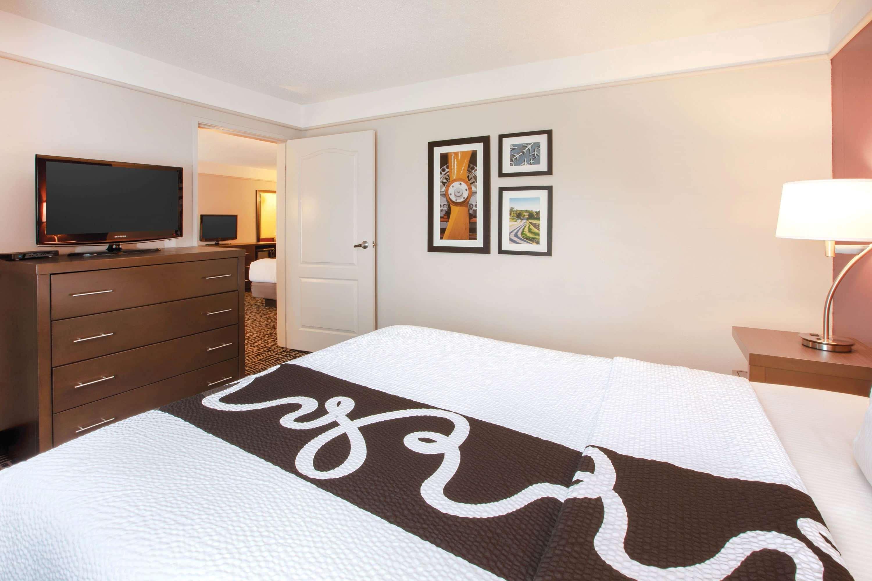 La Quinta By Wyndham Cincinnati Airport Florence Εξωτερικό φωτογραφία